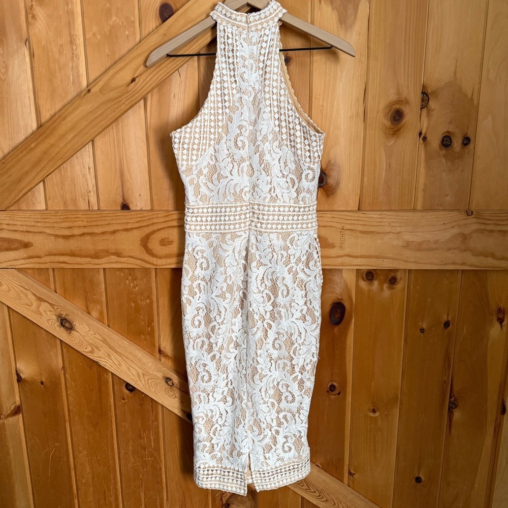 PrettyLittleThing White Crochet Lace Midi Dress - Picture 4 of 13